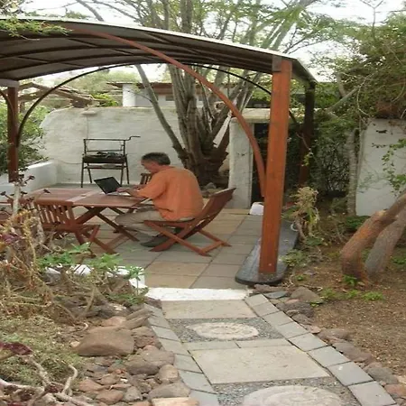Appartement Sleeps 4 Wifi Haría